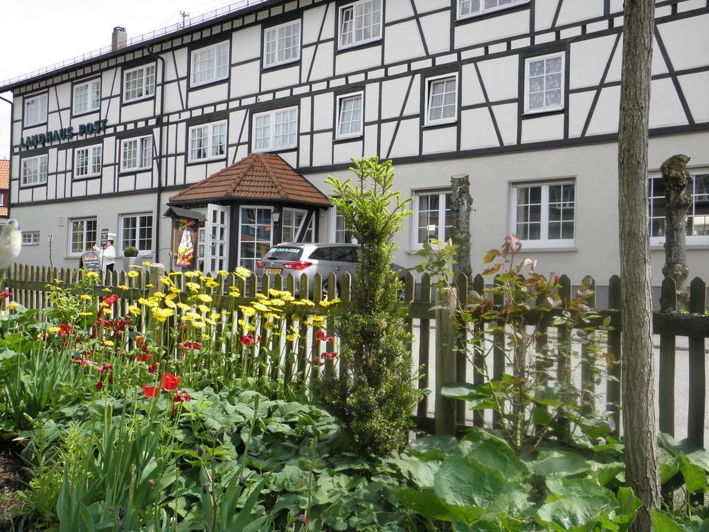 Hotel 4 Jahreszeiten Mit Restaurant Albstadt Esterno foto